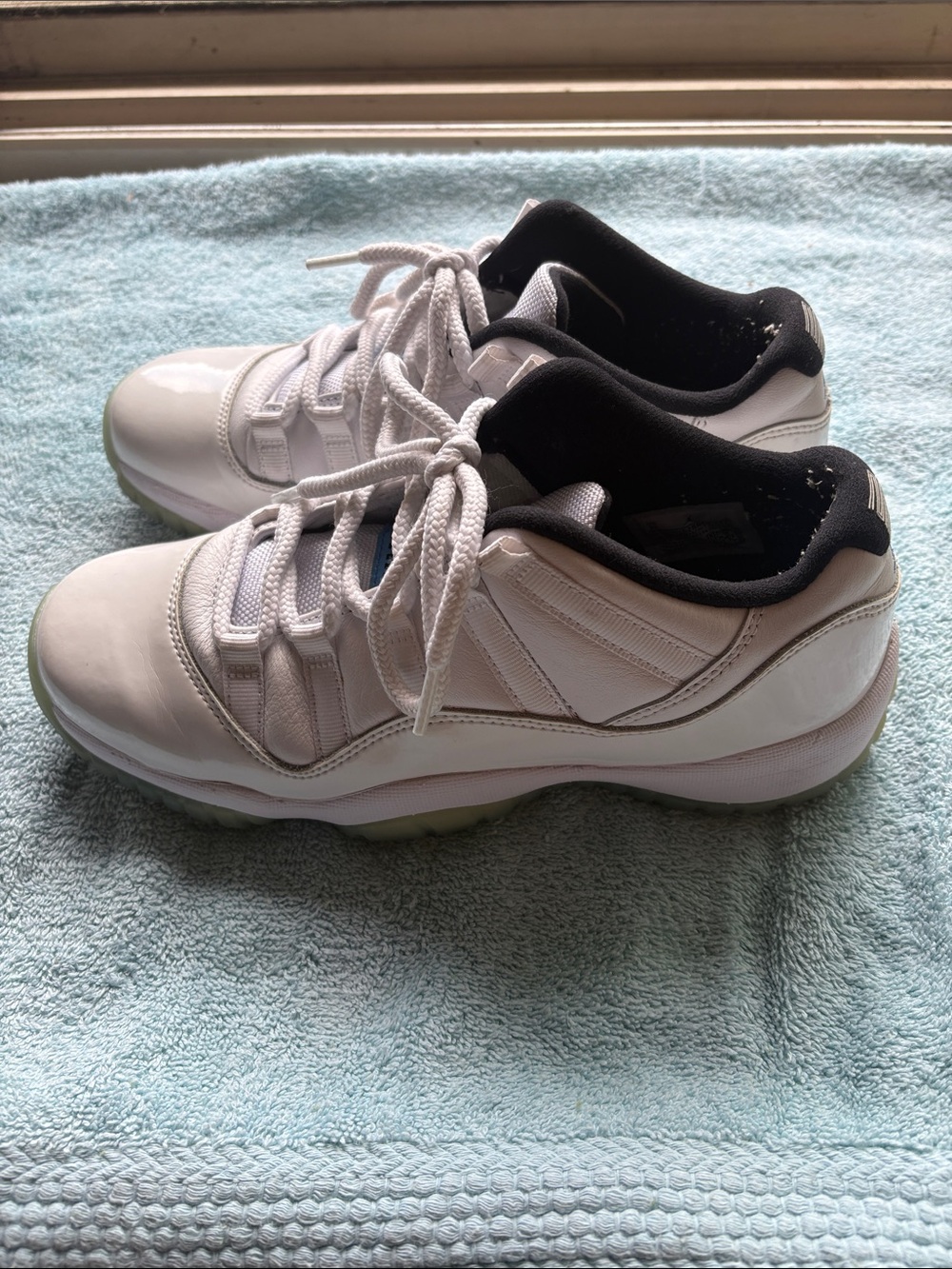 Nike Air Jordan 11 Retro Low Legend Blue GS 528896-117 Size 7Y
